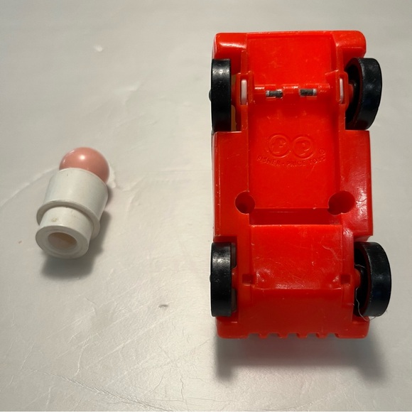 Vintage Fisher-Price Little People Ambulance and Doctor - Picture 4 of 5